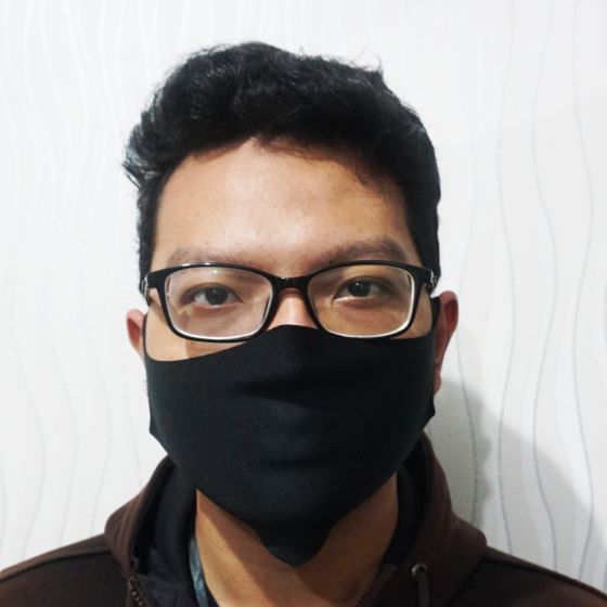 Masker Polos Hitam